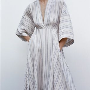 NEW WITH TAGS CO Los Angeles Surplice Dress!